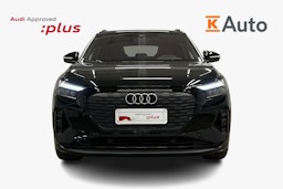 musta Audi Q4 e-tron 2024 kuva 5.
