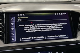 musta Audi Q4 e-tron 2024 kuva 23.