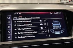 musta Audi Q4 e-tron 2024 kuva 27.