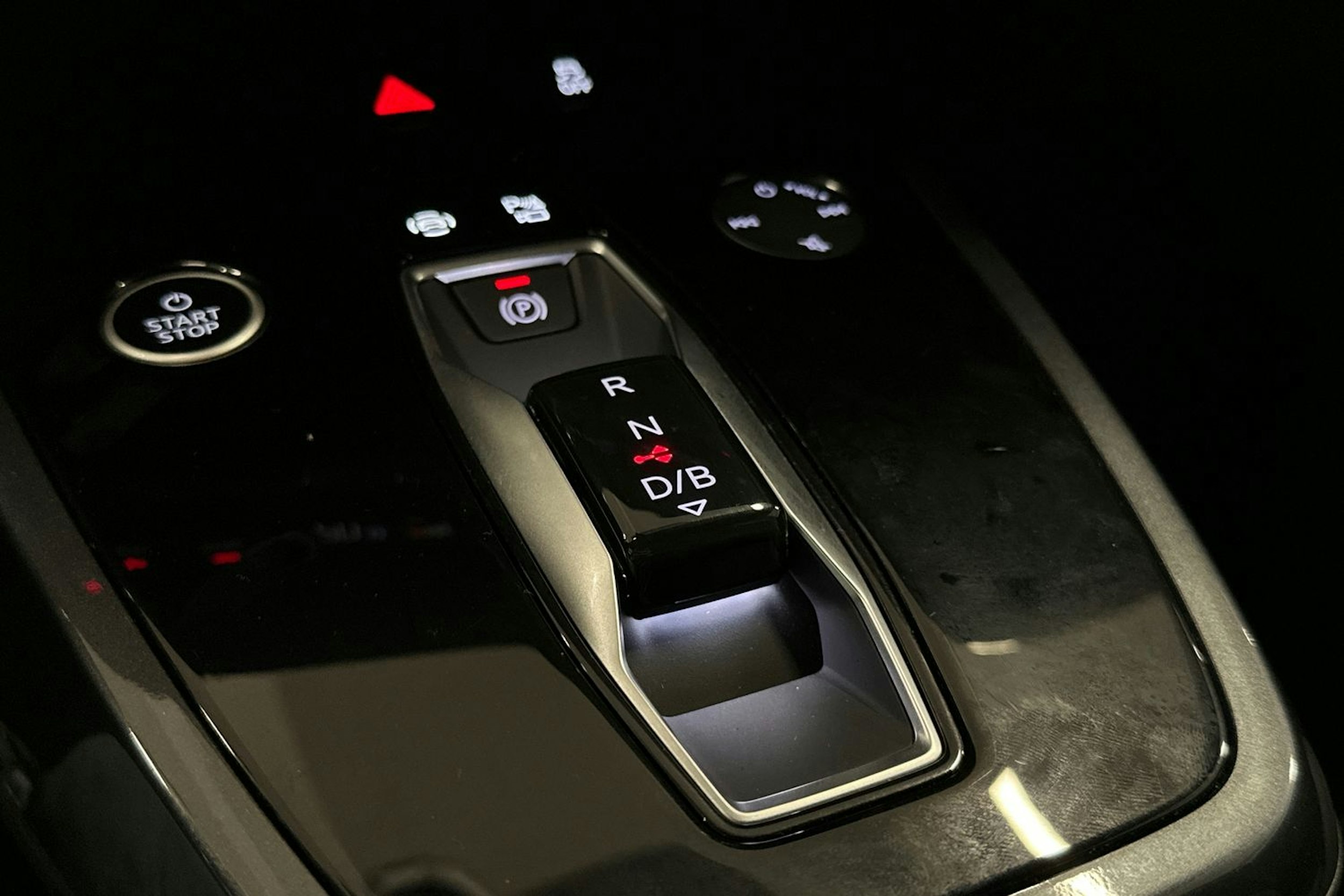 musta Audi Q4 e-tron 2024 kuva 29.