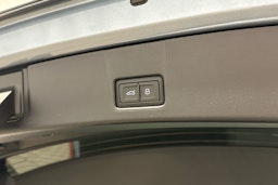 sininen Audi Q4 e-tron 2024 kuva 26.