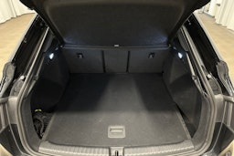 musta Audi Q4 e-tron 2024 kuva 11.