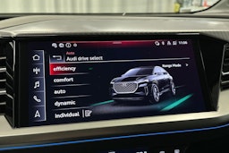 musta Audi Q4 e-tron 2024 kuva 22.