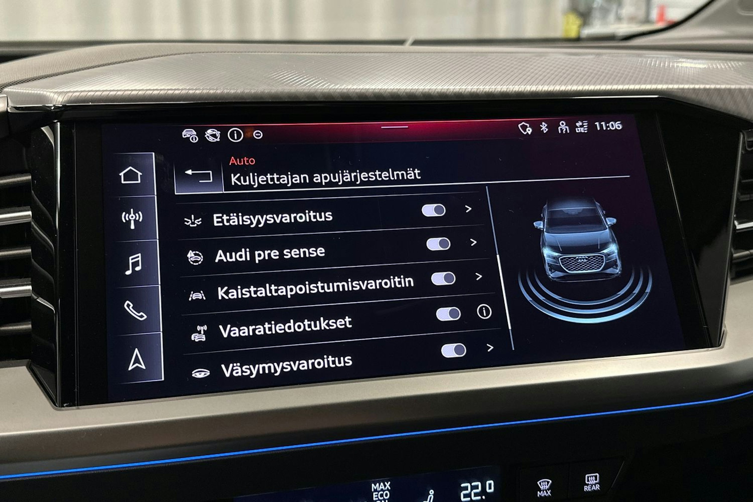 musta Audi Q4 e-tron 2024 kuva 26.