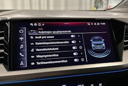 musta Audi Q4 e-tron 2024 kuva 27.