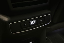 valkoinen Audi Q4 e-tron 2024 kuva 17.