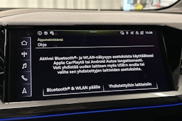 valkoinen Audi Q4 e-tron 2024 kuva 28.