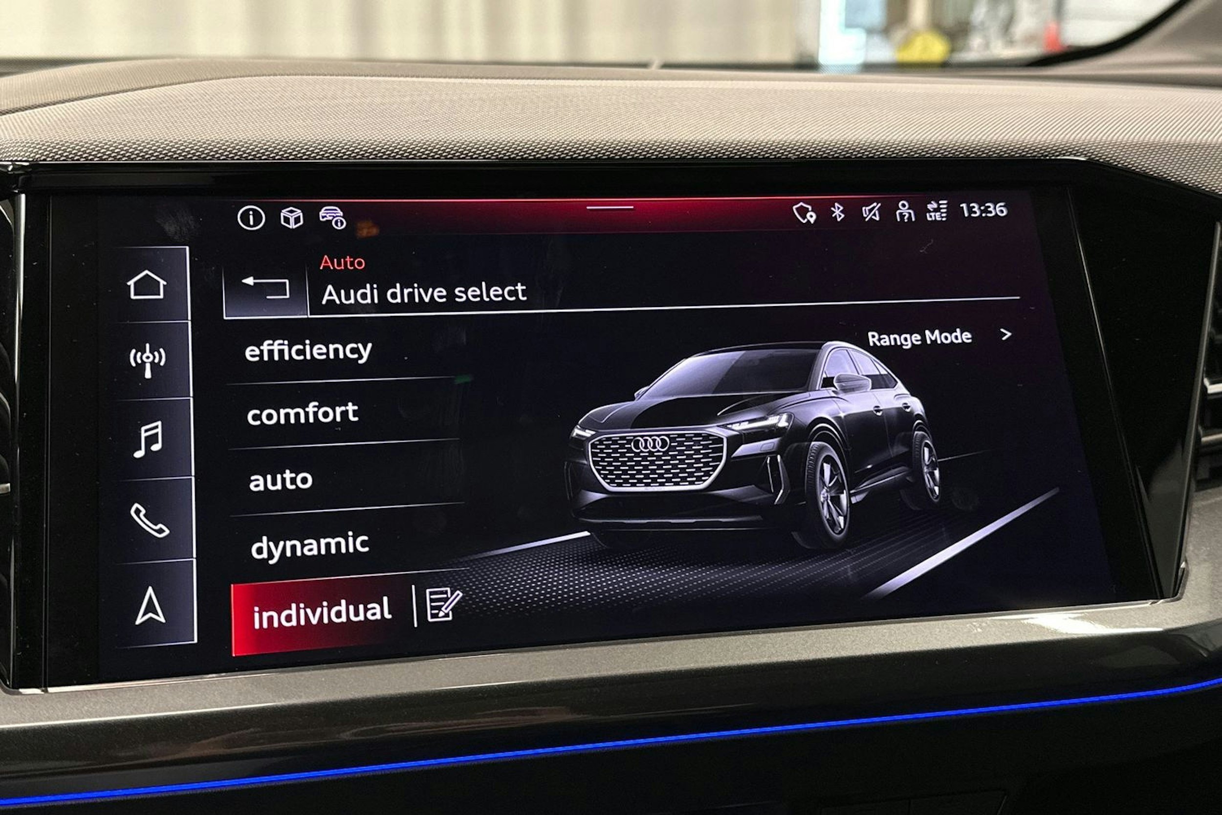 valkoinen Audi Q4 e-tron 2024 kuva 29.