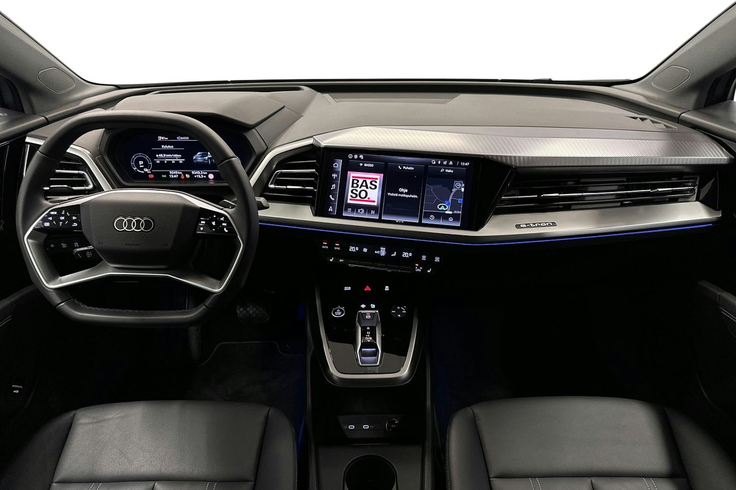 sininen Audi Q4 e-tron 2024 kuva 9.