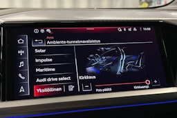 sininen Audi Q4 e-tron 2024 kuva 30.