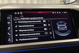 sininen Audi Q4 e-tron 2024 kuva 33.