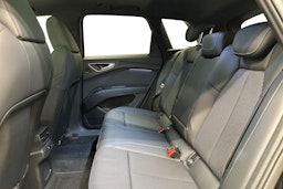 musta Audi Q4 e-tron 2024 kuva 10.