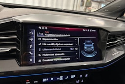 musta Audi Q4 e-tron 2024 kuva 23.