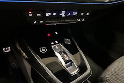 musta Audi Q4 e-tron 2024 kuva 26.