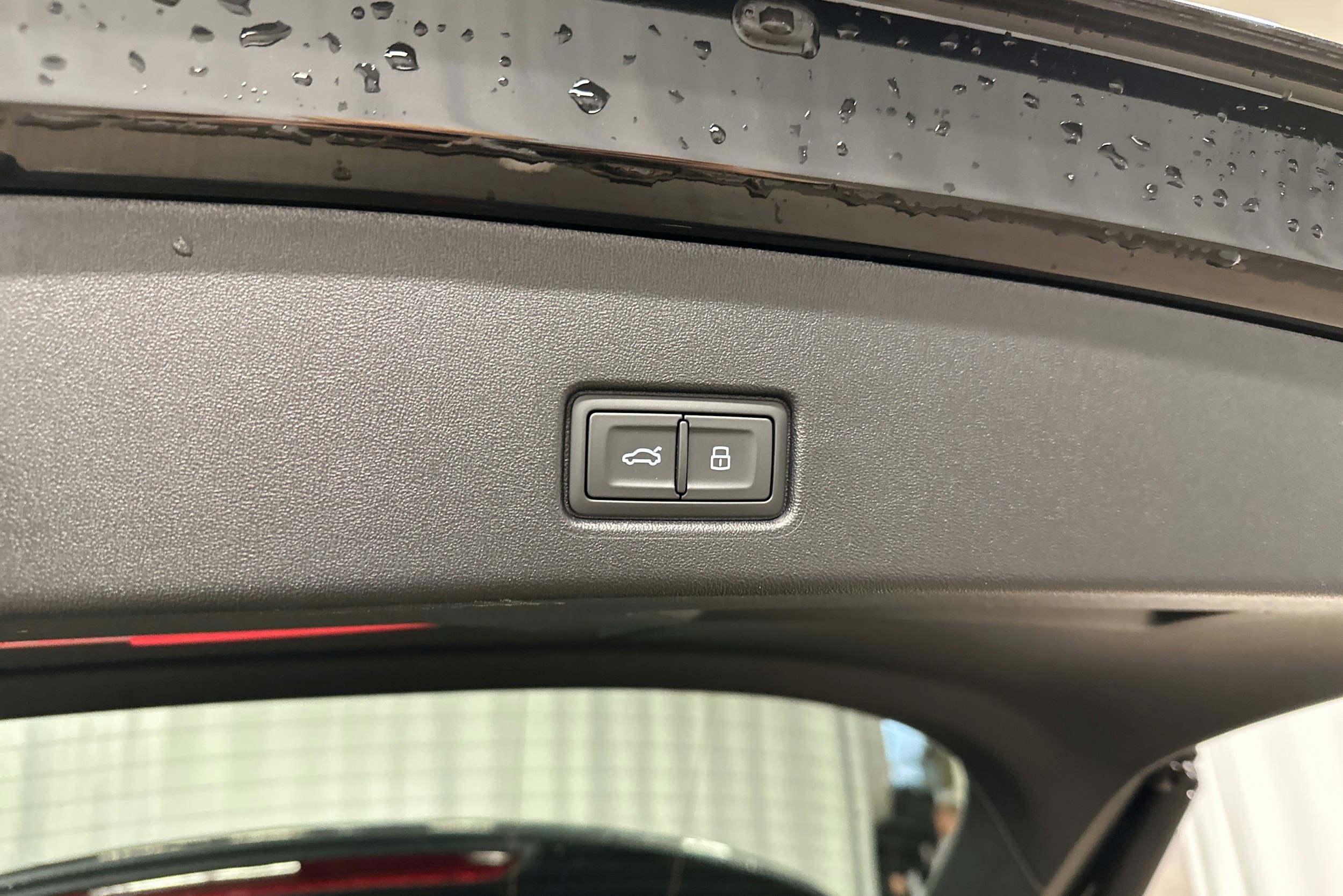 musta Audi Q4 e-tron 2024 kuva 32.