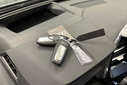 musta Audi Q4 e-tron 2024 kuva 33.