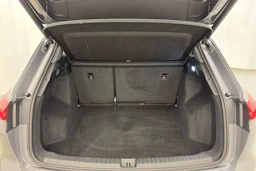 Harmaa Audi Q4 e-tron 2024 kuva 15.