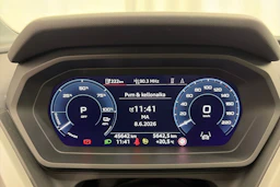 Harmaa Audi Q4 e-tron 2024 kuva 19.