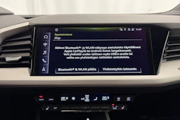 Harmaa Audi Q4 e-tron 2024 kuva 25.