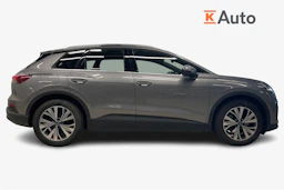 Harmaa Audi Q4 e-tron 2024 kuva 5.