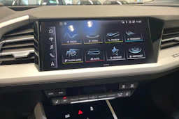 Harmaa Audi Q4 e-tron 2024 kuva 15.