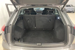 Harmaa Audi Q4 e-tron 2024 kuva 17.