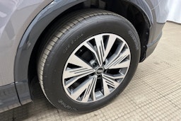 harmaa Audi Q4 e-tron 2024 kuva 11.