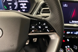 harmaa Audi Q4 e-tron 2024 kuva 14.
