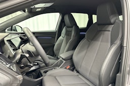 harmaa Audi Q4 e-tron 2024 kuva 25.