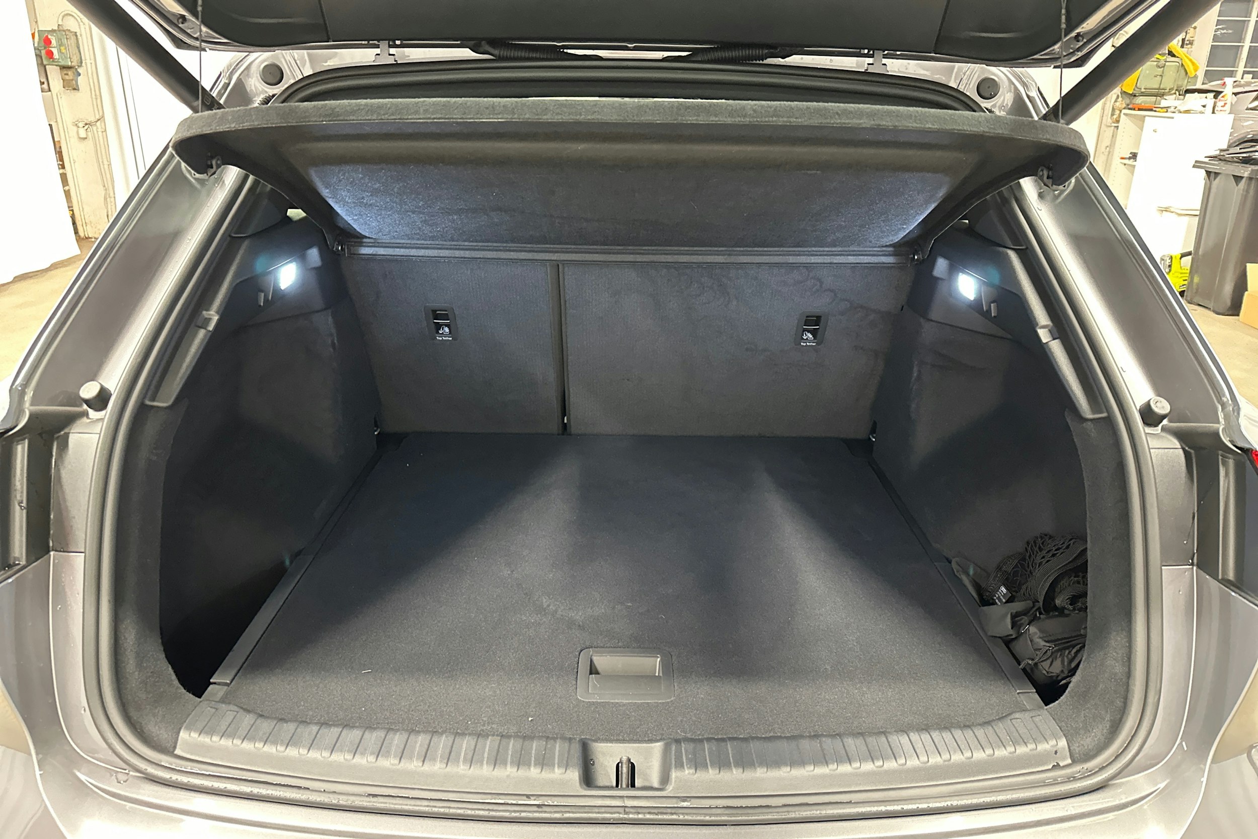 harmaa Audi Q4 e-tron 2024 kuva 28.