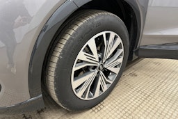harmaa Audi Q4 e-tron 2024 kuva 11.