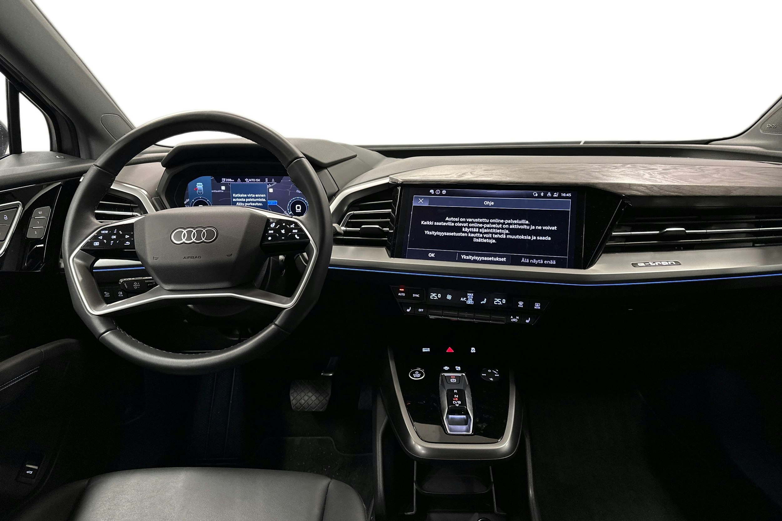 harmaa Audi Q4 e-tron 2024 kuva 9.