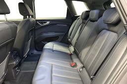 harmaa Audi Q4 e-tron 2024 kuva 10.