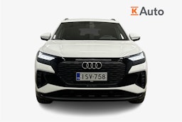 valkoinen Audi Q4 e-tron 2024 kuva 5.