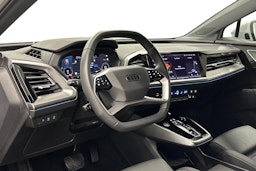 valkoinen Audi Q4 e-tron 2024 kuva 7.