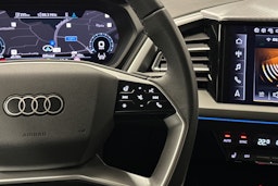 valkoinen Audi Q4 e-tron 2024 kuva 19.