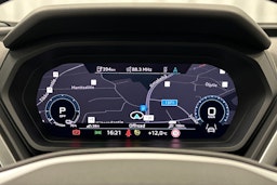 valkoinen Audi Q4 e-tron 2024 kuva 22.
