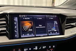 valkoinen Audi Q4 e-tron 2024 kuva 26.