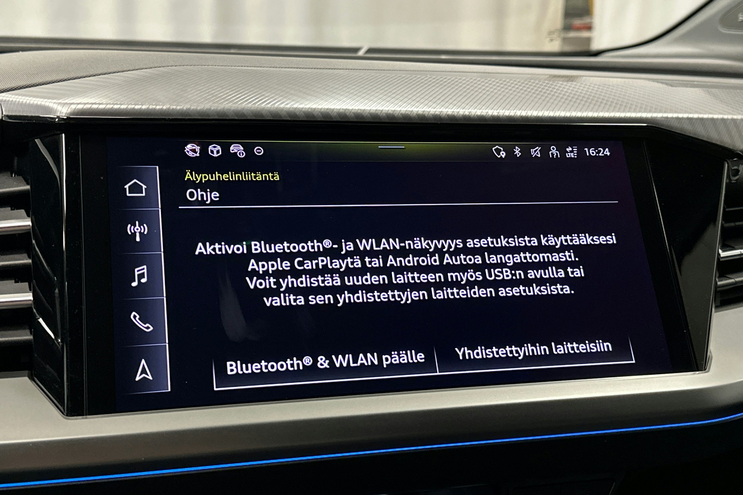 valkoinen Audi Q4 e-tron 2024 kuva 33.