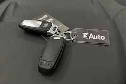 valkoinen Audi Q4 e-tron 2024 kuva 35.