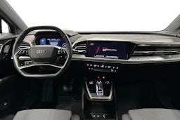 sininen Audi Q4 e-tron 2024 kuva 9.