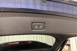 sininen Audi Q4 e-tron 2024 kuva 32.