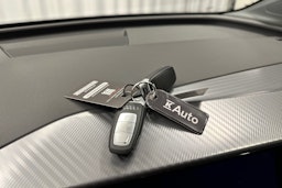 sininen Audi Q4 e-tron 2024 kuva 34.