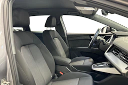 harmaa Audi Q4 e-tron 2024 kuva 7.