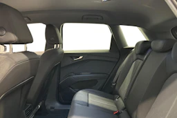 harmaa Audi Q4 e-tron 2024 kuva 8.