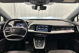 harmaa Audi Q4 e-tron 2024 kuva 11.