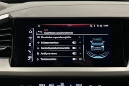 harmaa Audi Q4 e-tron 2024 kuva 20.