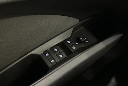 harmaa Audi Q4 e-tron 2024 kuva 23.