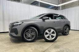harmaa Audi Q4 e-tron 2024 kuva 30.