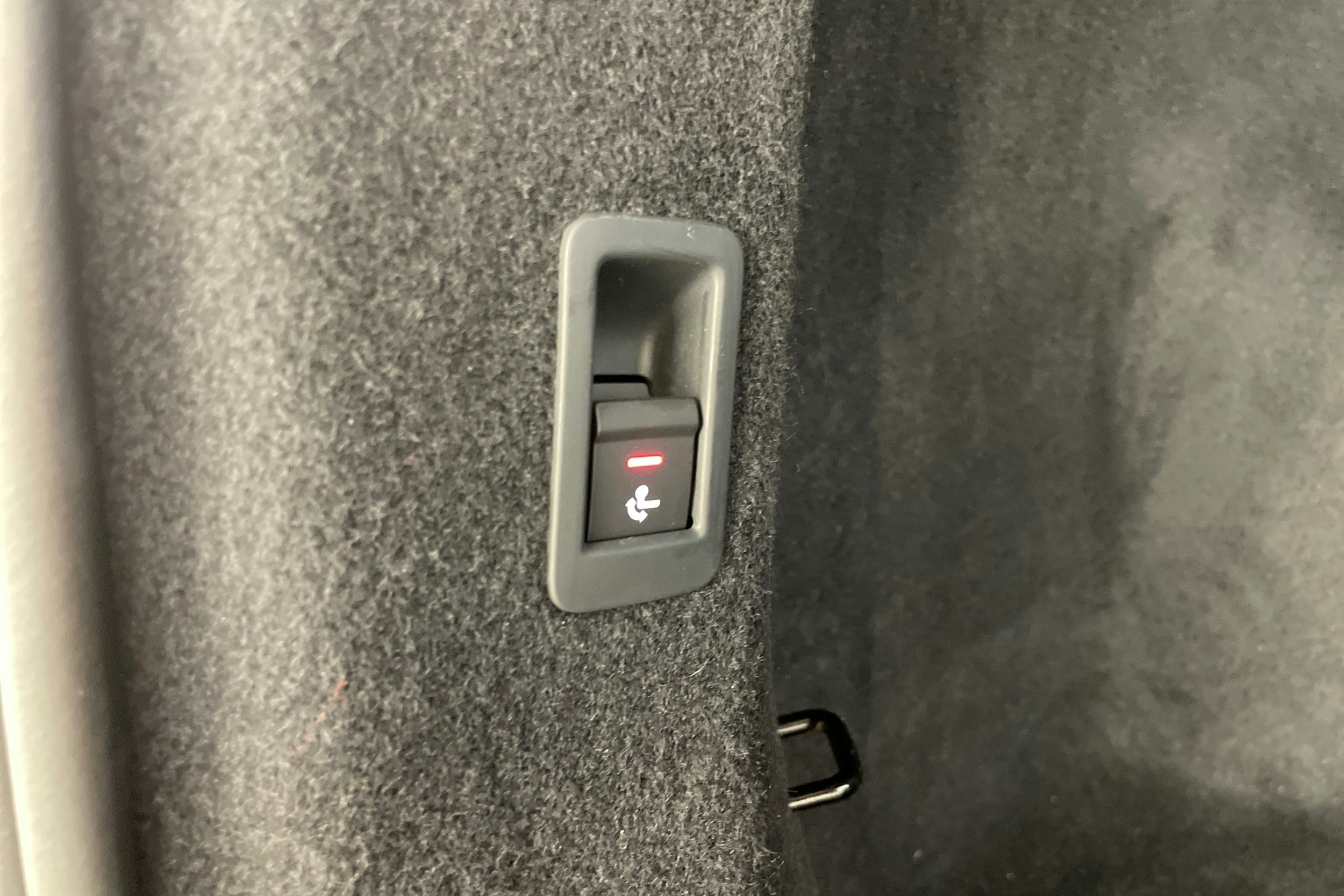 musta Audi Q4 e-tron 2024 kuva 18.